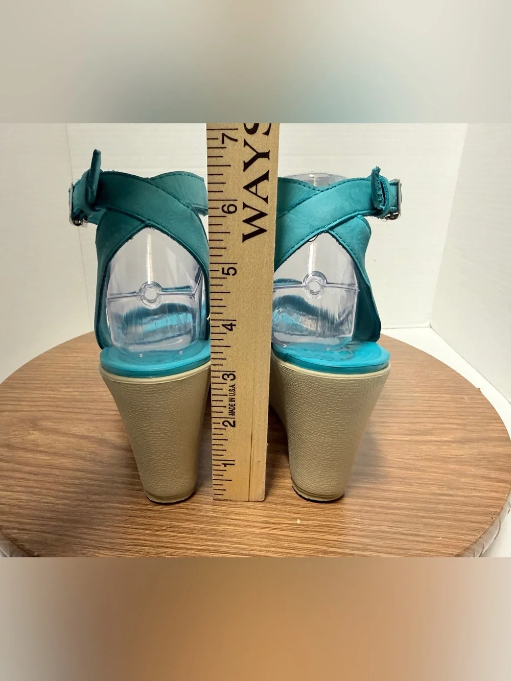 Crocs Leigh II Canvas Ankle Strap Turquoise Teal Wedge Sandals Buckle Closure